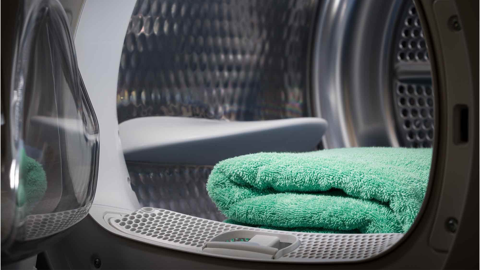 Benefits of a Heat Pump Tumble Dryer | Clothing Care | At Home | ao.com